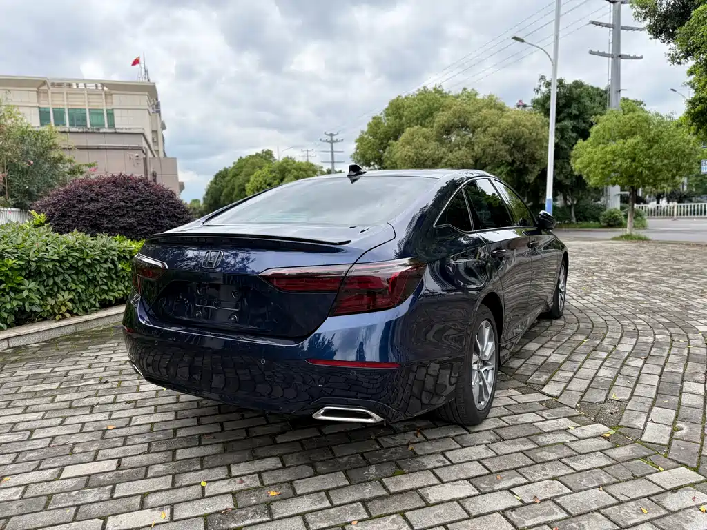 Honda Inspire 2020 — фото 9