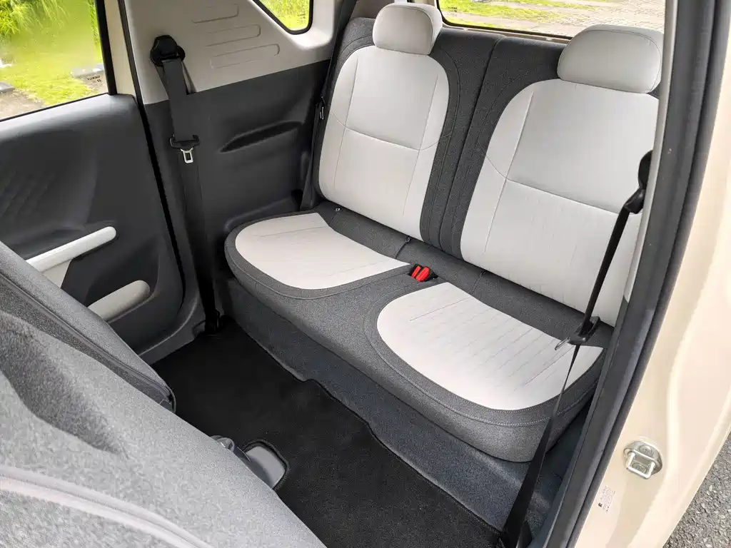 Geely Galaxy Panda 2025 — фото 13