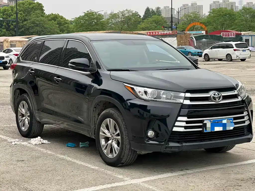 Toyota Highlander 2019 — фото 3