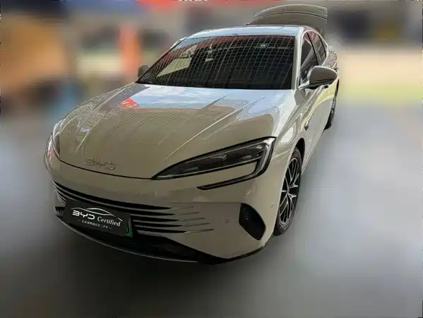 BYD Seal 07 DM-i 2025