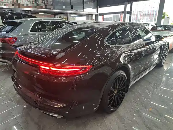Porsche Panamera 2017