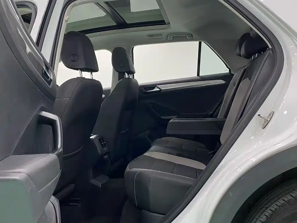 Volkswagen T-Roc 2021