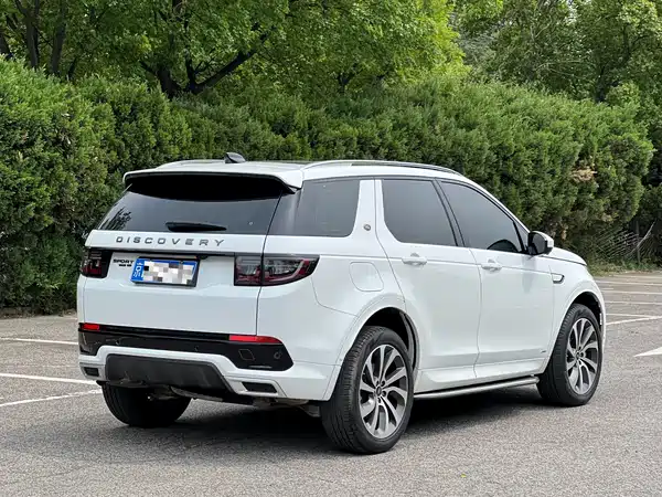 Land Rover Discovery Sport 2021