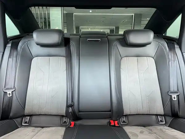 Audi A6L 2024