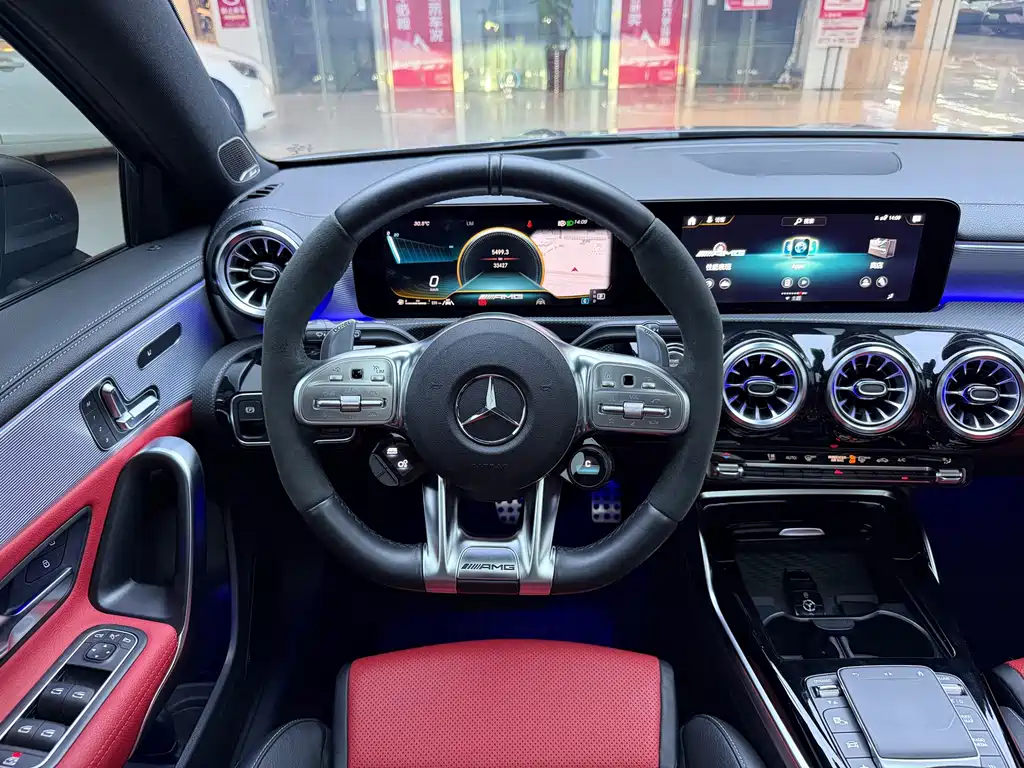 Mercedes-Benz A-Class AMG 2021 — фото 12