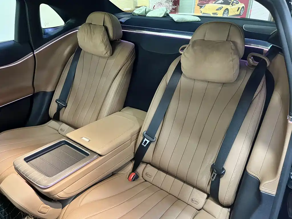 Mercedes-Benz E-Class 2025 — фото 10