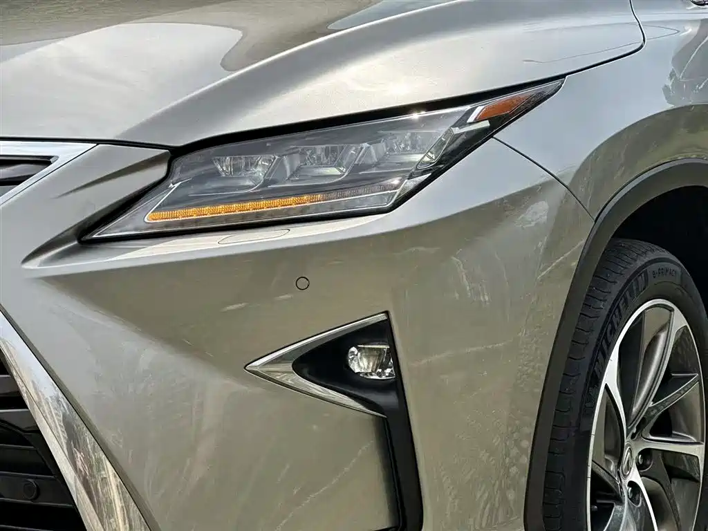 Lexus RX 2017 — фото 12
