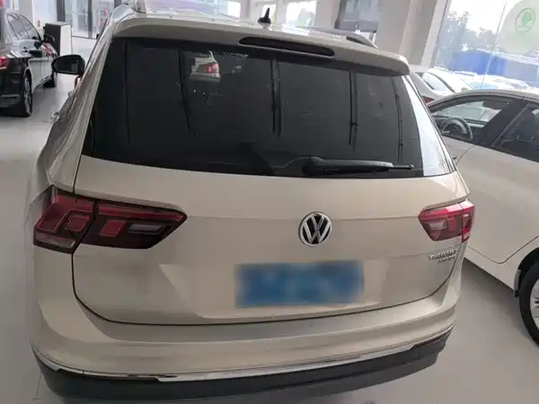 Volkswagen Tiguan L 2019