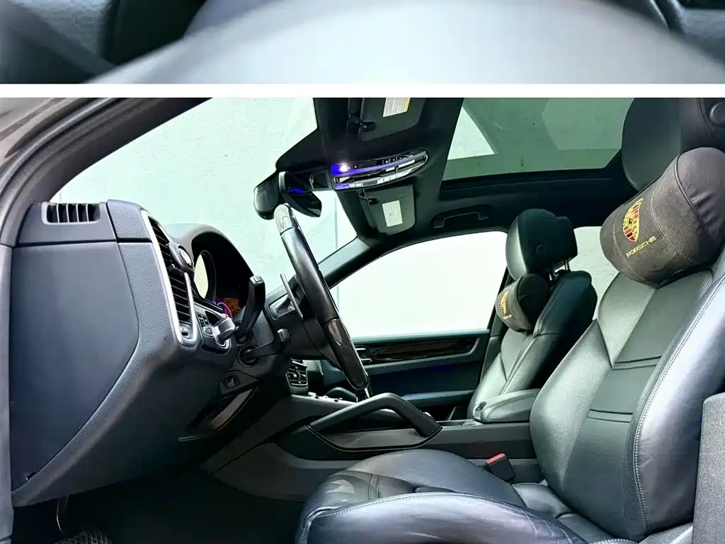 Porsche Cayenne 2022