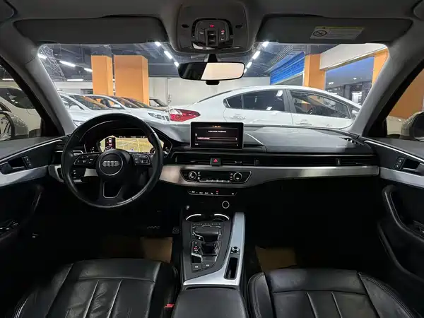 Audi A4L 2019