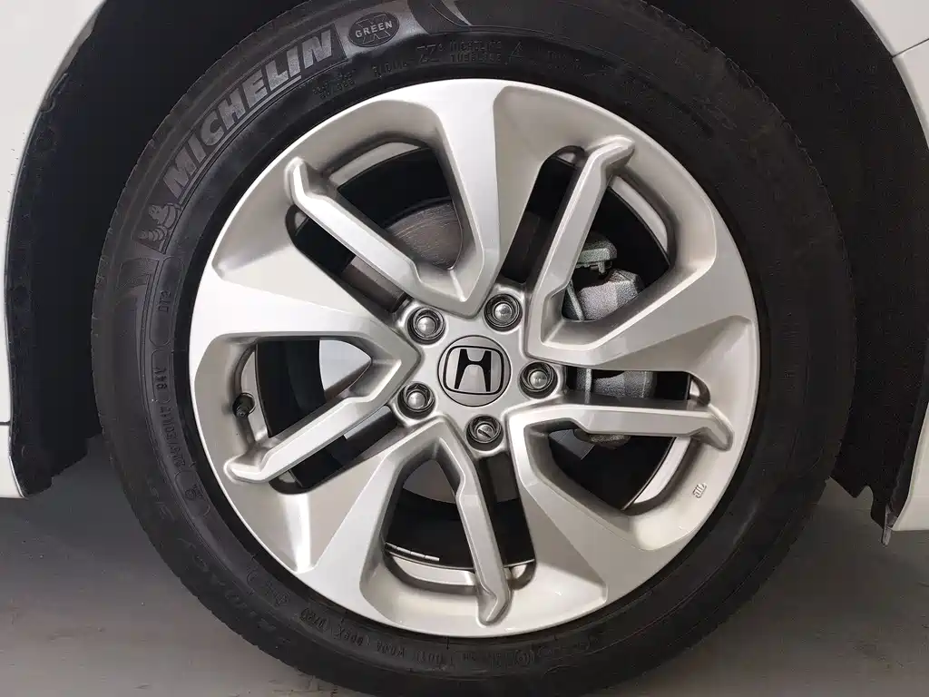 Honda Accord 2021 — фото 16