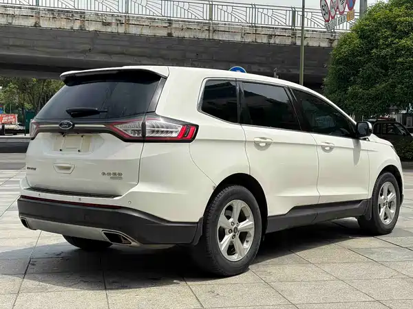 Ford Edge 2016