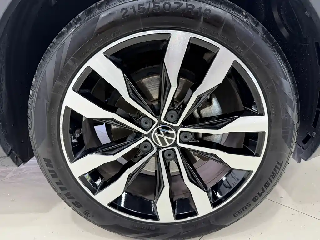Volkswagen T-Roc 2023 — фото 21