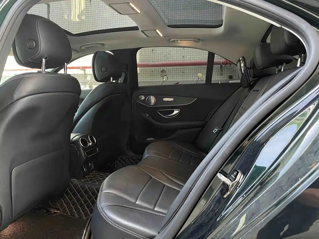 Mercedes-Benz C-Class 2021 — фото 10