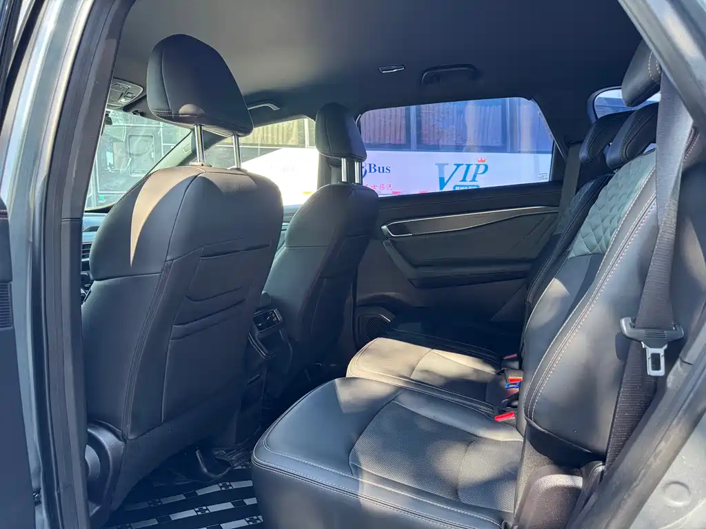 Geely Haoyue L 2023 — фото 5