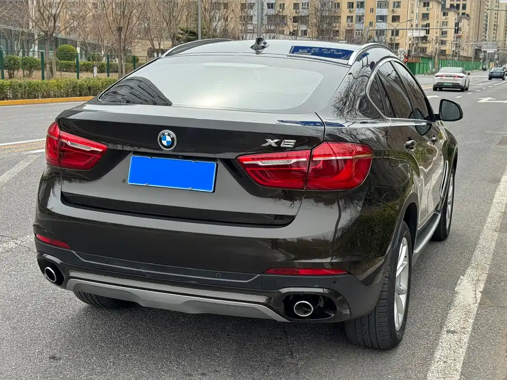 BMW X6 2016 — фото 27