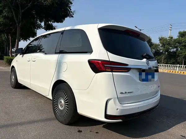 Buick GL8 2021