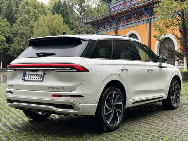 Lincoln Corsair 2024