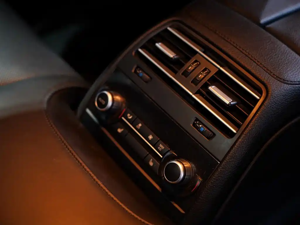 BMW M6 2015 — фото 35