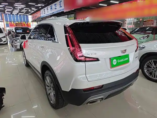 Cadillac XT4 2021