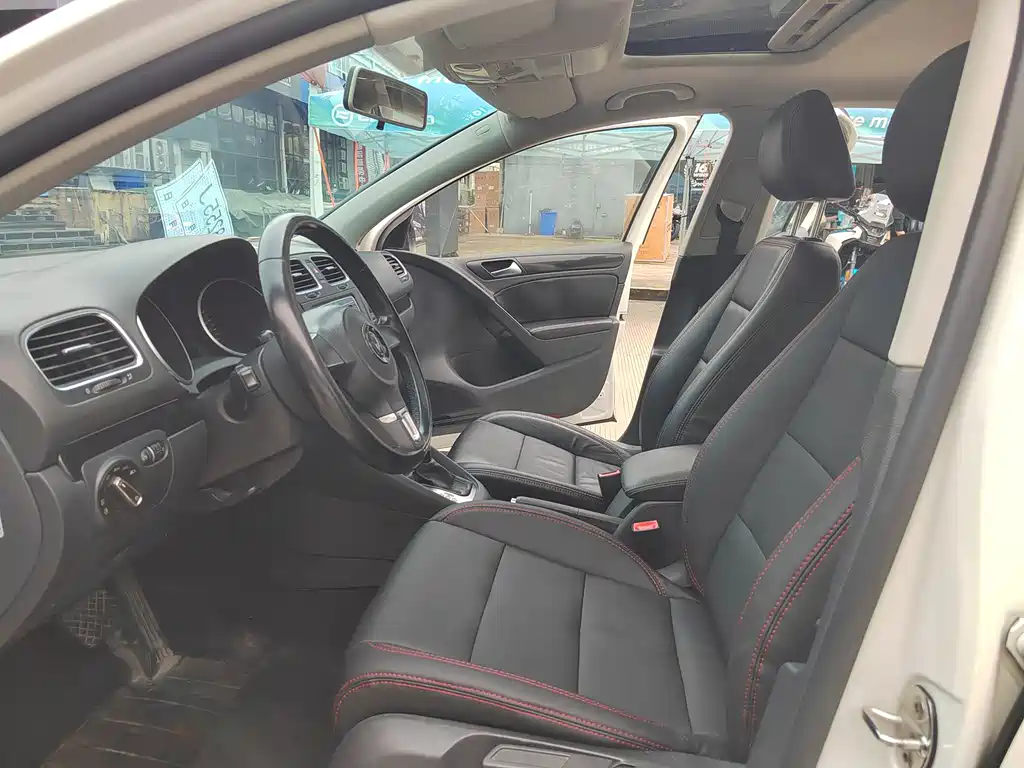 Volkswagen Golf 2013