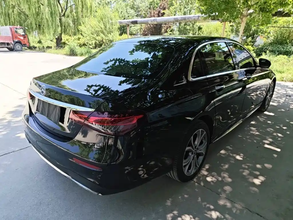 Mercedes-Benz E-Class 2021