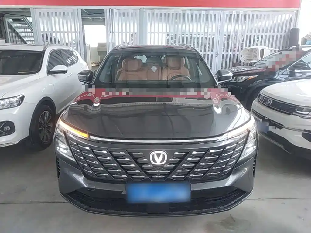 Changan CS75PLUS 2024 — фото 3