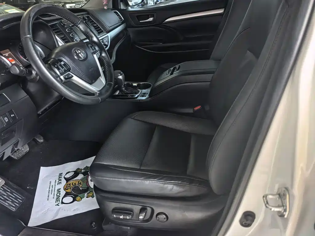 Toyota Highlander 2019 — фото 12