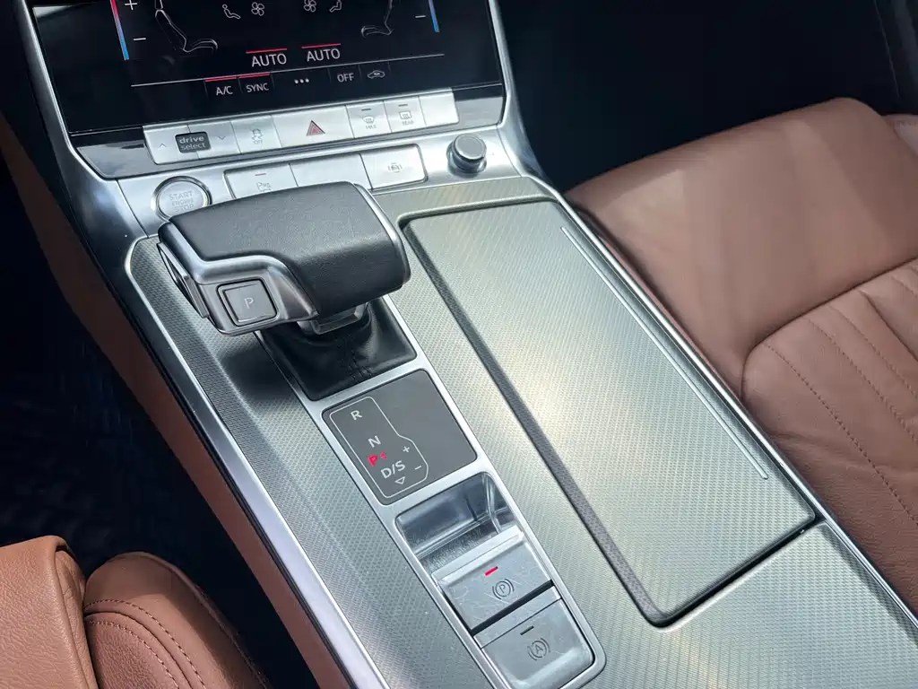 Audi A6L 2019 — фото 21