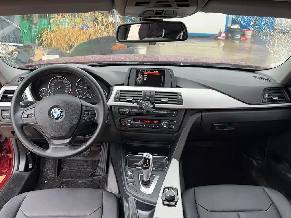 BMW 3 Series 2015 — фото 15