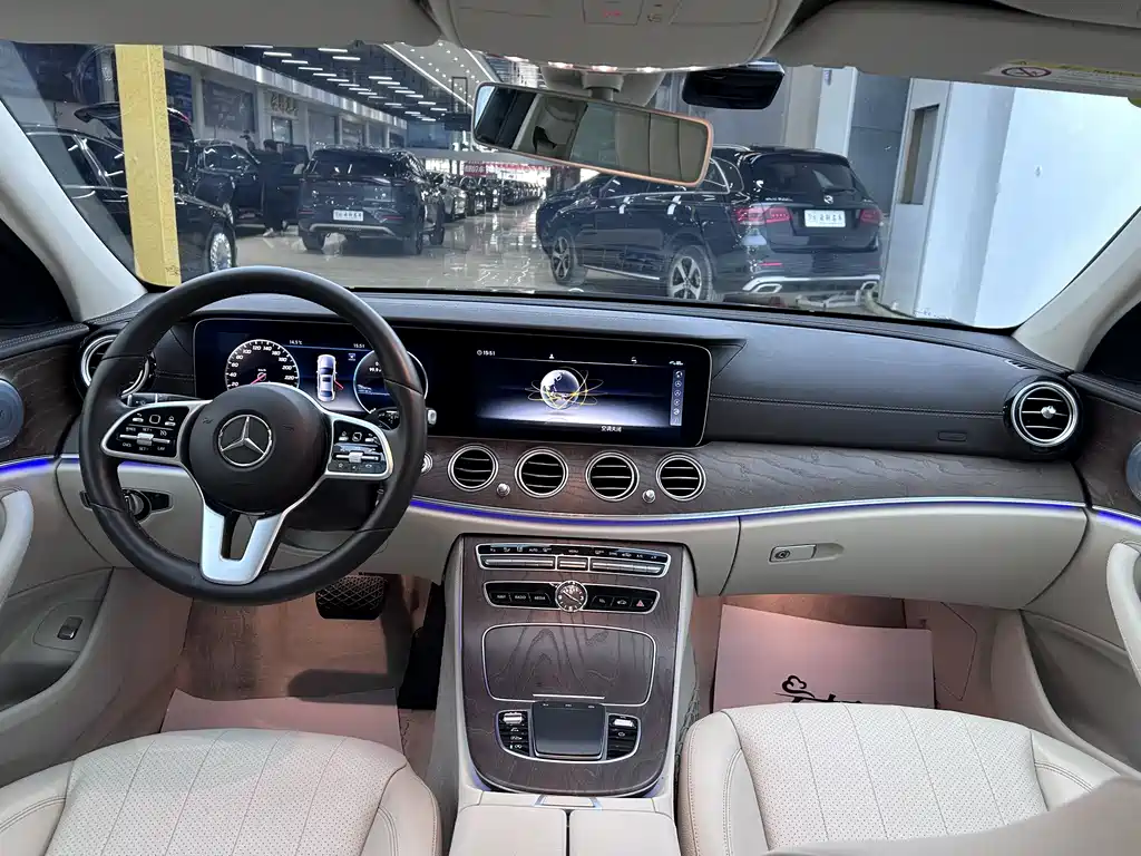 Mercedes-Benz E-Class 2019 — фото 3