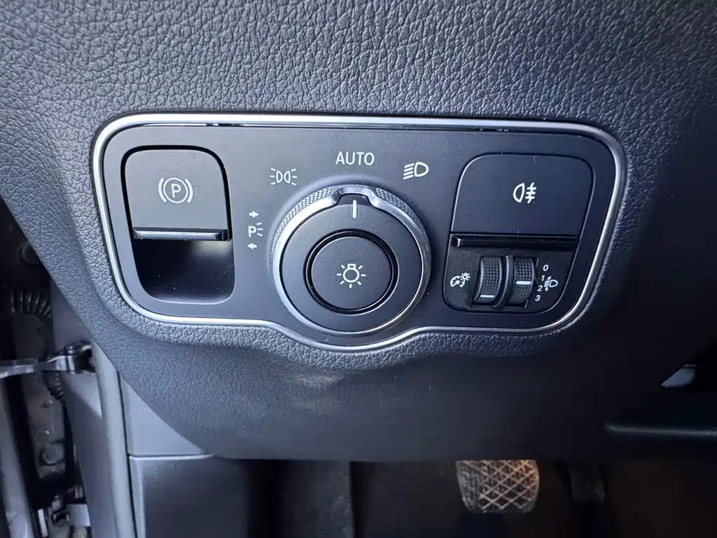 Mercedes-Benz GLB 2021 — фото 14