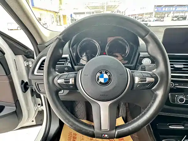 BMW 1 Series 2020