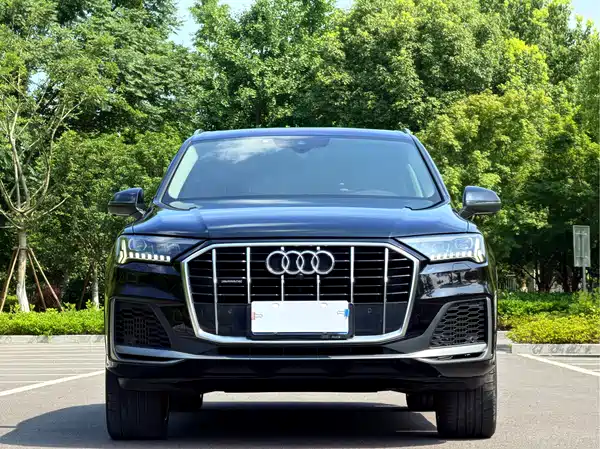 Audi Q7 2021
