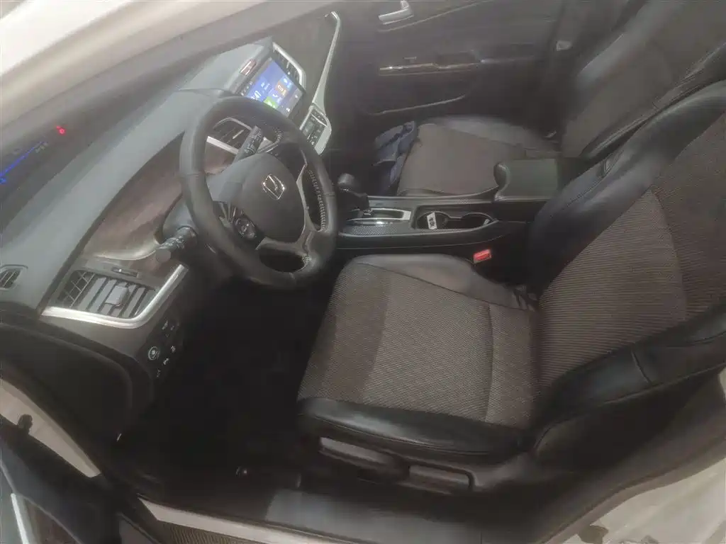 Honda Jade 2019 — фото 14