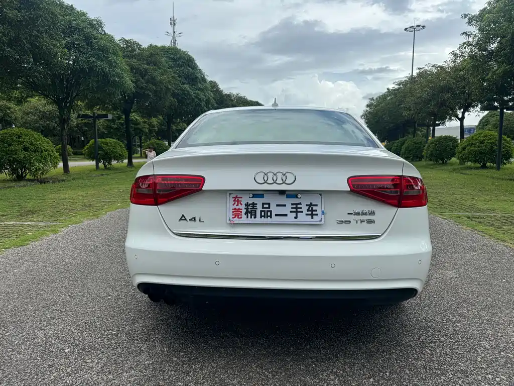 Audi A4L 2013