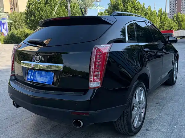 Cadillac SRX 2010