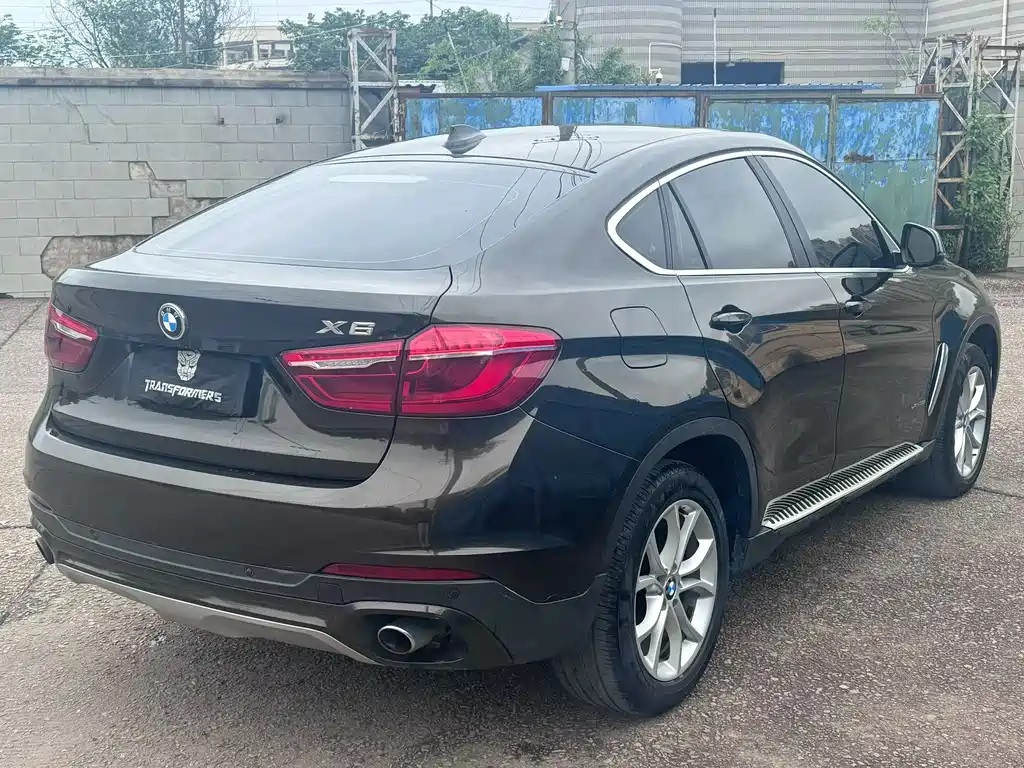 BMW X6 2016 — фото 9