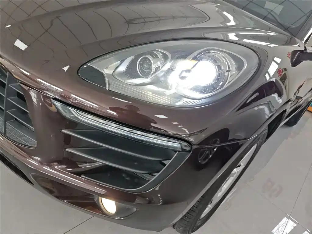 Porsche Macan 2016 — фото 24