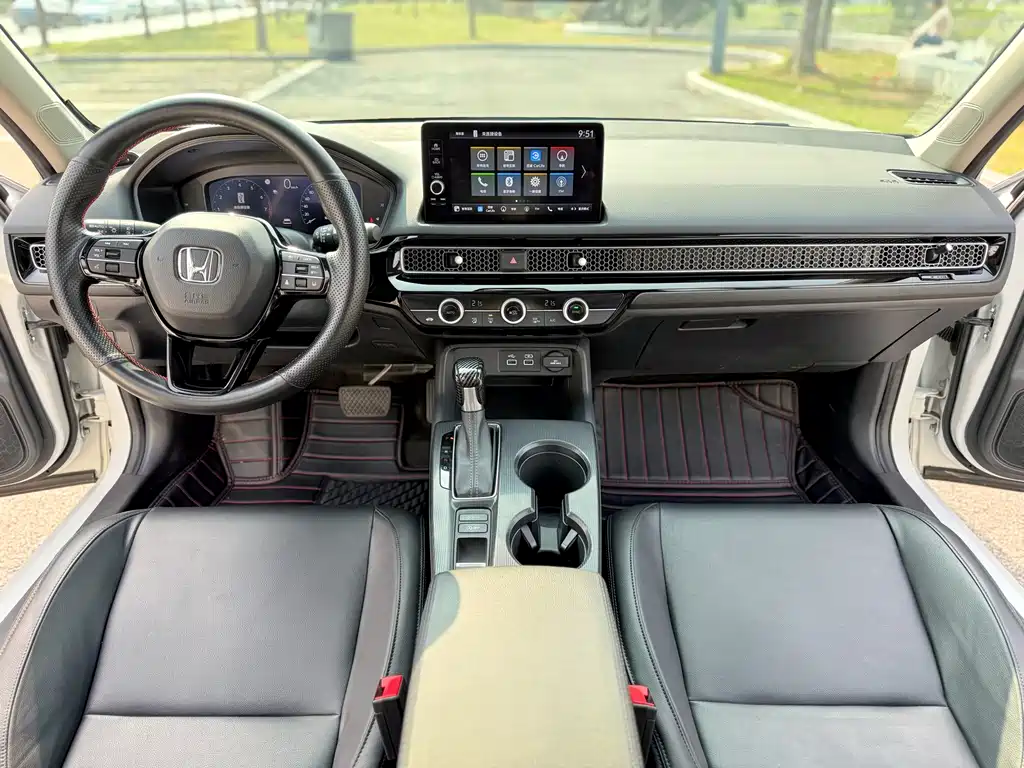 Honda Civic 2024 — фото 10