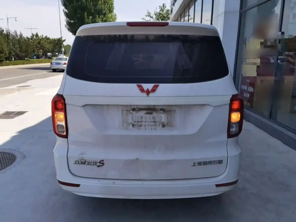 Wuling Hongguang 2019