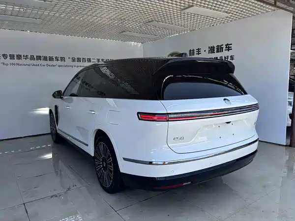 NIO ES8 2026