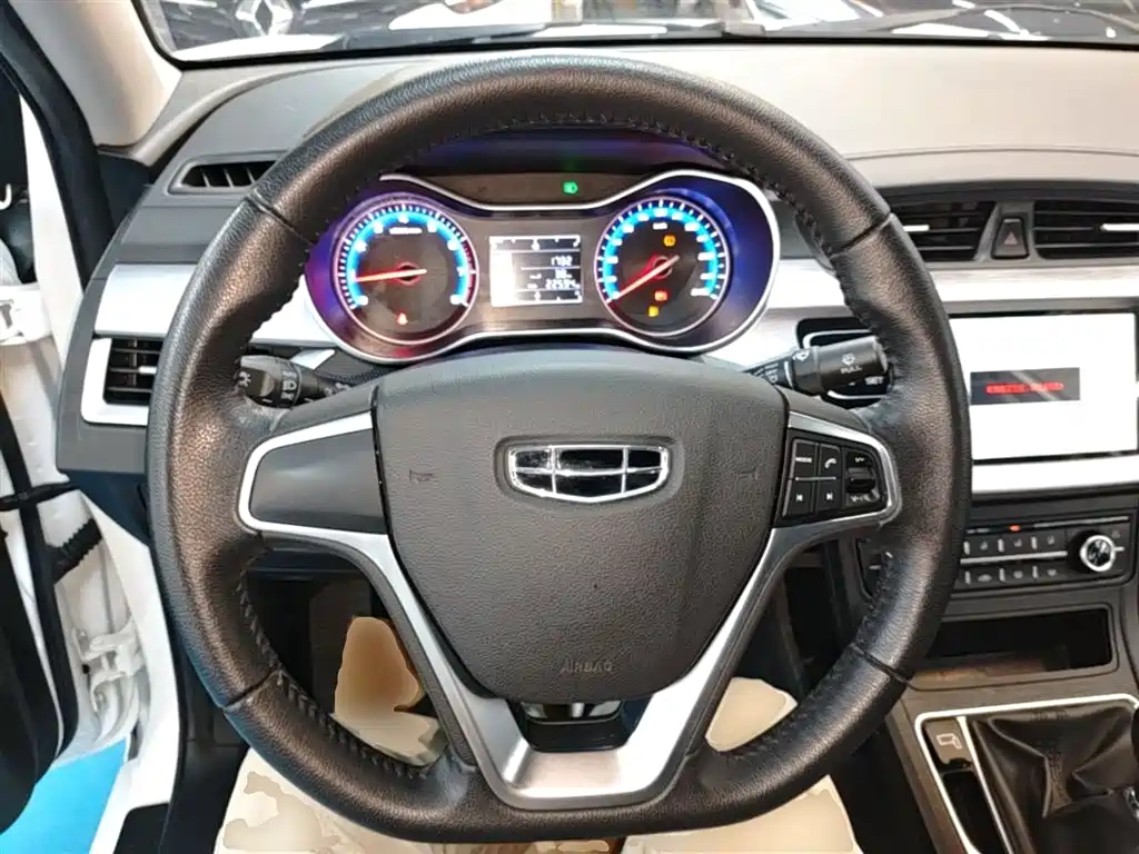 Geely Vision 2020 — фото 11