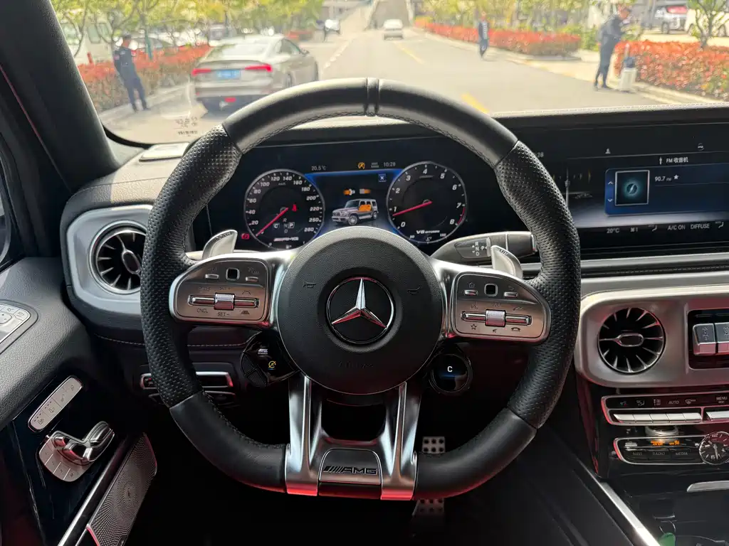 Mercedes-Benz G-Class AMG 2022 — фото 9
