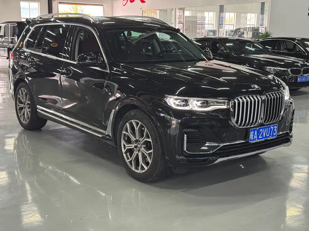BMW X7 2022 — фото 3