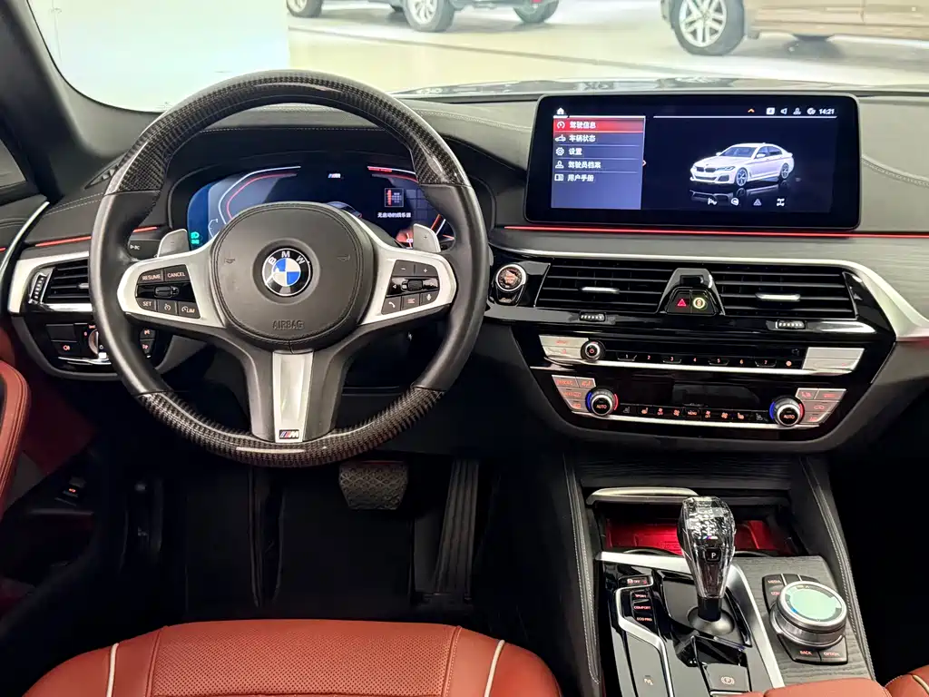 BMW 5 Series 2021 — фото 17
