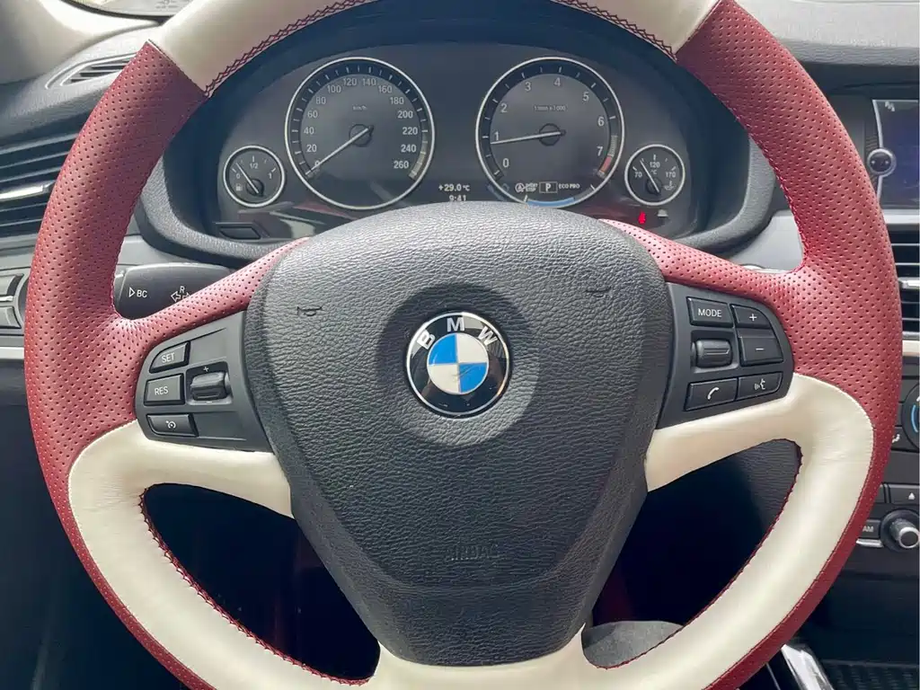 BMW X3 2012 — фото 14