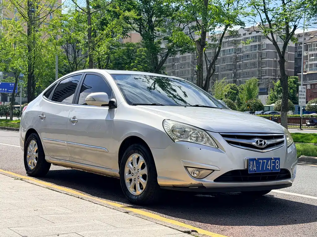 Hyundai Elantra 2010