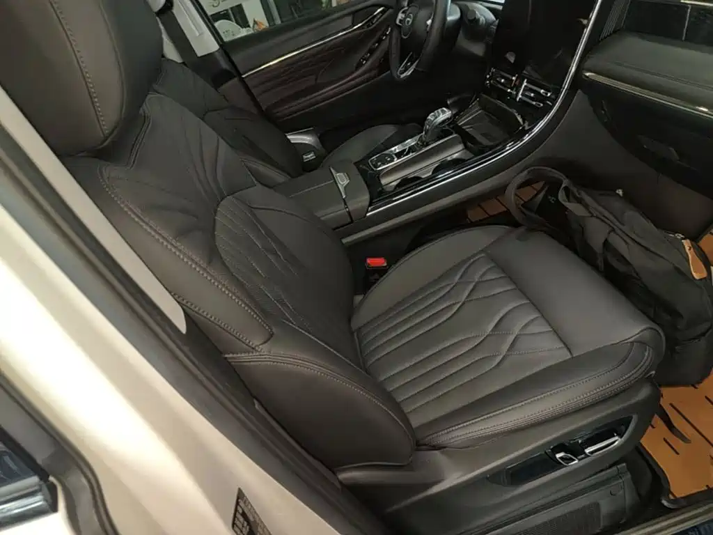 GAC Trumpchi M8 2023 — фото 25