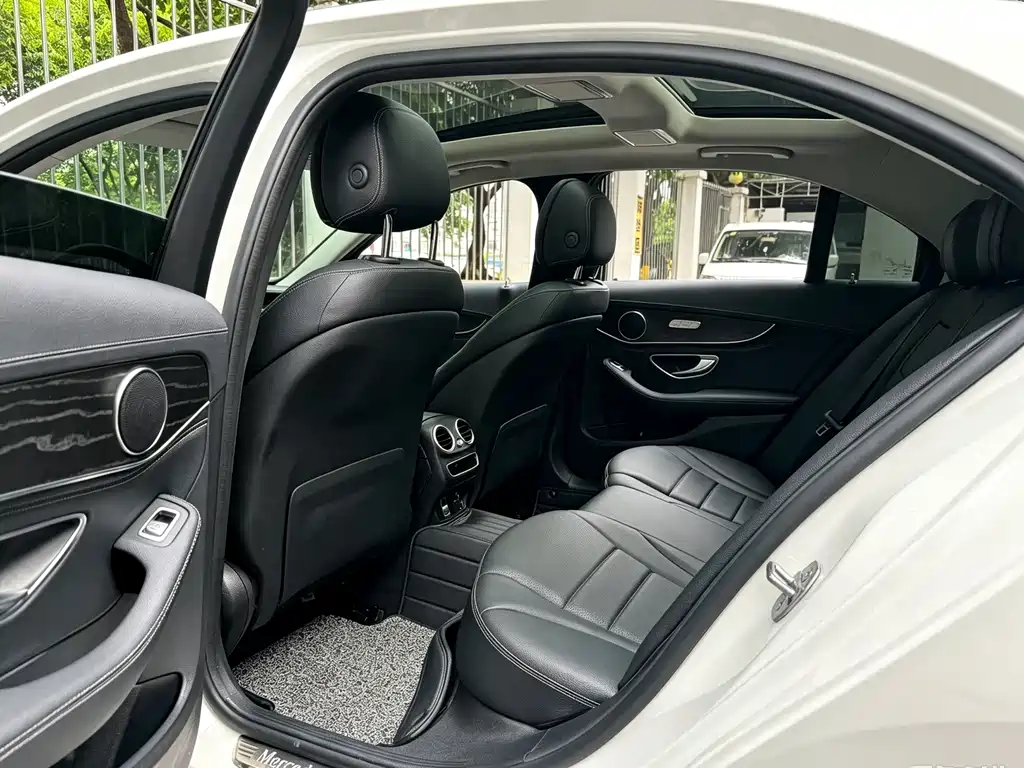 Mercedes-Benz C-Class 2020 — фото 8